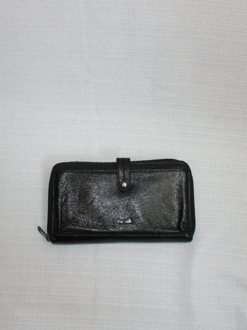 The Sak Black Leather Convertible Clutch Crossbody Wallet